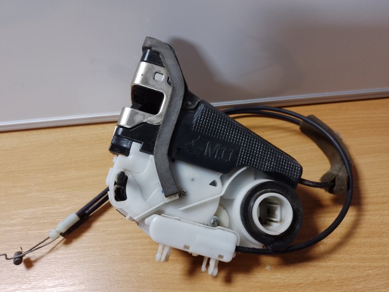 Замок двери задний левый HONDA ACCORD CR 13-18 Замок двери задний левый HONDA ACCORD CR 13-18