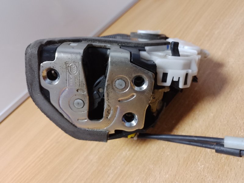 Замок двери задний левый ACCORD CR 13-18 Замок двери задний левый ACCORD CR 13-18