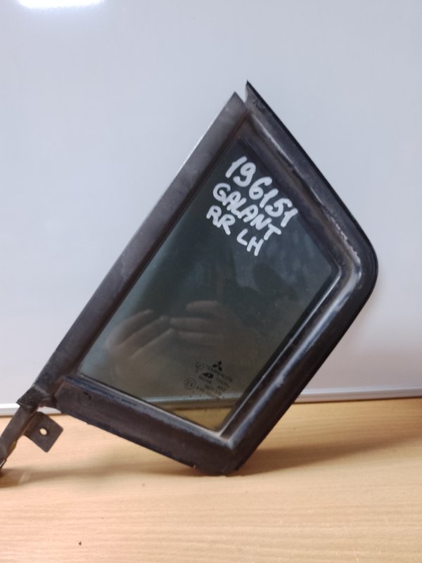 Стекло двери глухое заднее левое MITSUBISHI GALANT 03-12 2009 Седан 2.4 5740A051 Б/У