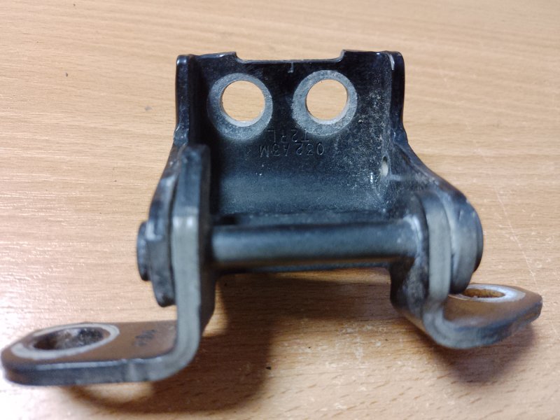 Петля двери верхняя задняя левая HONDA ACCORD CR 13-18