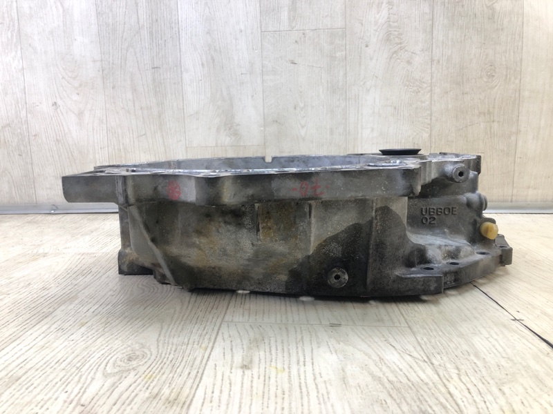 Крышка АКПП передняя TOYOTA CAMRY 70 17- 2.5