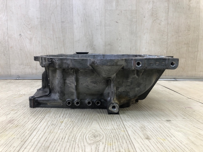 Крышка АКПП передняя CAMRY 70 17- 2.5