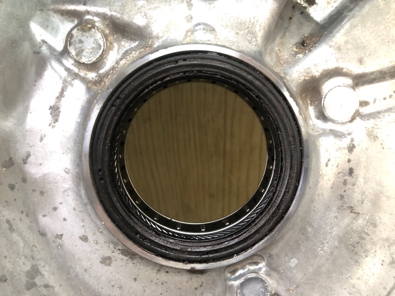 Крышка АКПП передняя CAMRY 70 17- 2.5