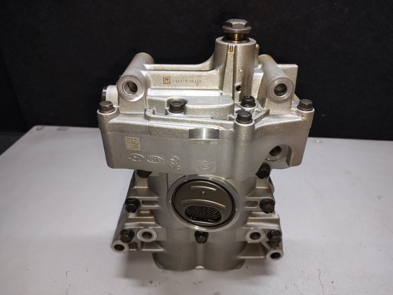 Масляный насос KIA OPTIMA JF 15-20 2016 Седан 2.4 23300-2GGC0 Б/У