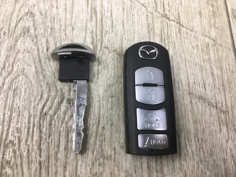 Запчасть ключ зажигания MAZDA 3 BM 13-19 2017 BM 2.0 PE-VPS GJY9-67-5DY Б/У Ключ зажигания MAZDA 3 BM 13-19 2017 BM 2.0 PE-VPS GJY9-67-5DY Б/У
