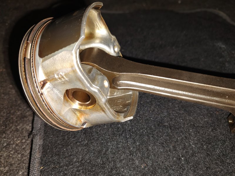 Поршень 6 GG 02-07 2008 Седан 2.3