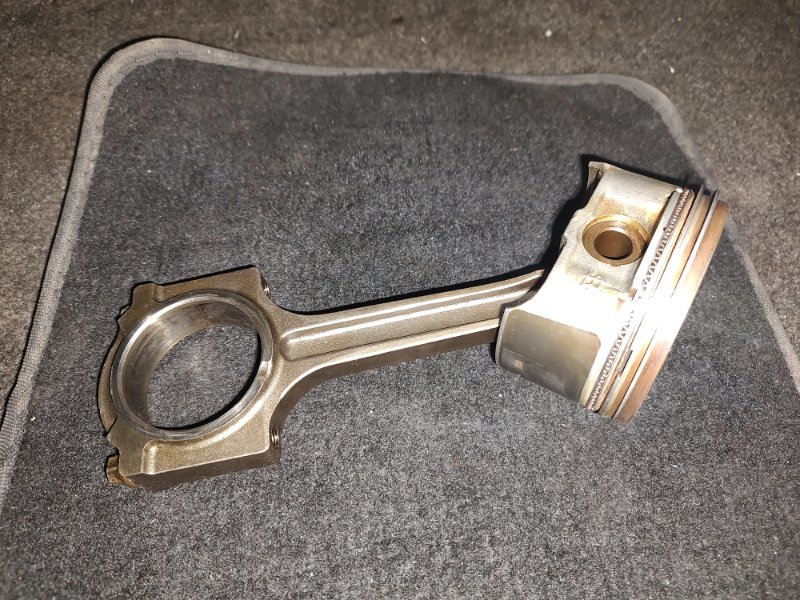 Поршень 6 GG 02-07 2008 Седан 2.3