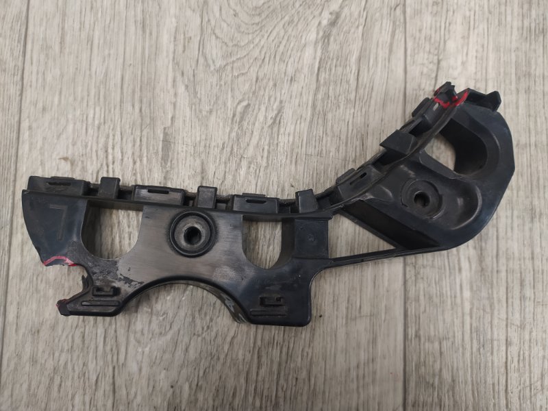 Кронштейн переднего бампера (на крыле) левый VOLKSWAGEN PASSAT CC 12-18 2013 Седан 2.0 CBFA 3C8807183C Б/У