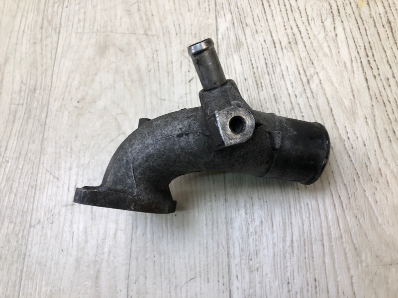 Тройник системы охлаждения TOYOTA LAND CRUISER PRADO 120 02-09 3.0 1KDFTV