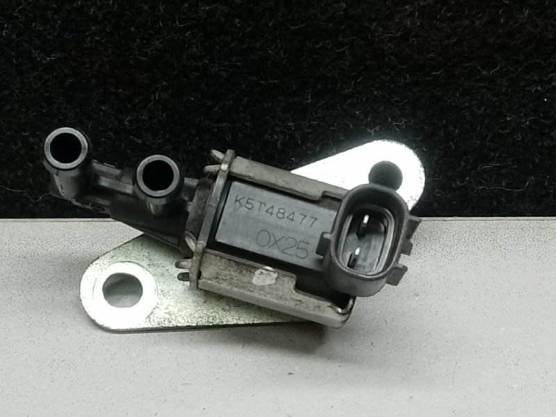 Клапан электромагнитный (вакуумный) MITSUBISHI GALANT 03-12 2.4 MR988075 Б/У