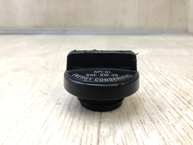 Крышка маслозаливной горловины TOYOTA LAND CRUISER PRADO 120 02-09 3.0 1KDFTV 1218021010 Б/У