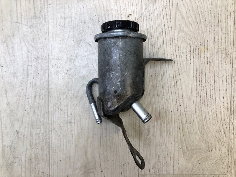 Запчасть бачок гур TOYOTA LAND CRUISER PRADO 120 02-09 3.0 1KDFTV 4436035160 Б/У Бачок ГУР TOYOTA LAND CRUISER PRADO 120 02-09 3.0 1KDFTV 4436035160 Б/У