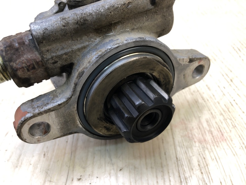 Насос ГУР LAND CRUISER PRADO 120 02-09 3.0 1KDFTV