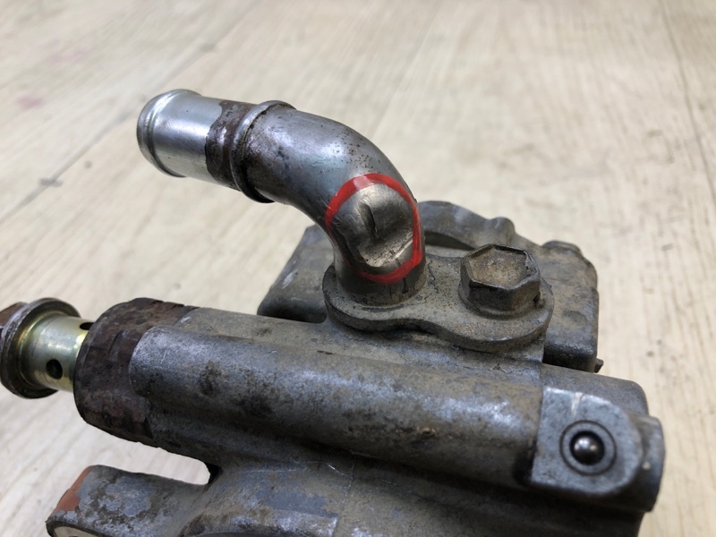 Насос ГУР LAND CRUISER PRADO 120 02-09 3.0 1KDFTV