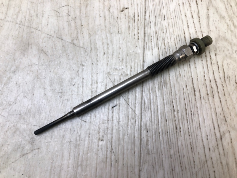 Свеча накала TOYOTA LAND CRUISER PRADO 120 02-09 3.0 1KDFTV 19850-30010 Б/У