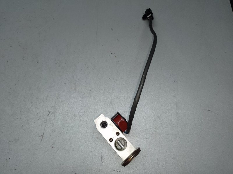 Клапан кондиционера задний LS430 00-06