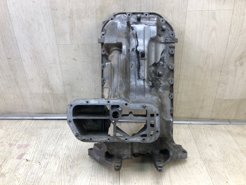 Поддон двигателя TOYOTA LAND CRUISER PRADO 120 02-09 3.0 1KDFTV 1210130080 Б/У