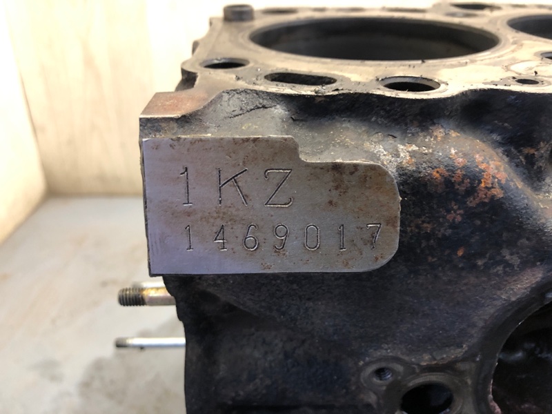 Блок двигателя LAND CRUISER 90 96-03 1KZ-TE