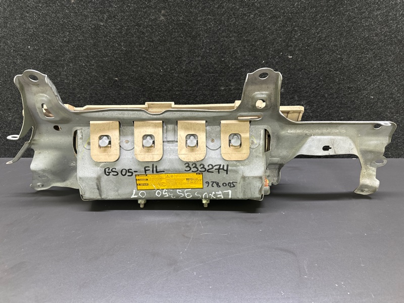 Подушка безопасности в колени передняя левая LEXUS GS350 GS300 05-11