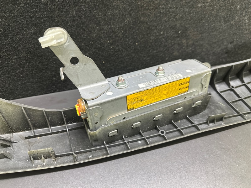 Подушка безопасности в сиденье задняя левая GS350 GS300 05-11
