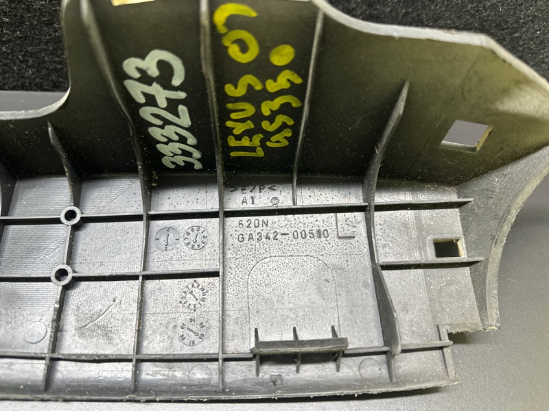 Подушка безопасности в сиденье задняя левая GS350 GS300 05-11