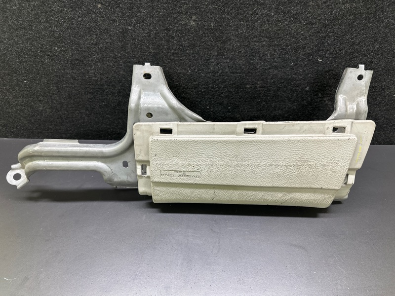Подушка безопасности в колени передняя левая RX300/330/350/400 03-09