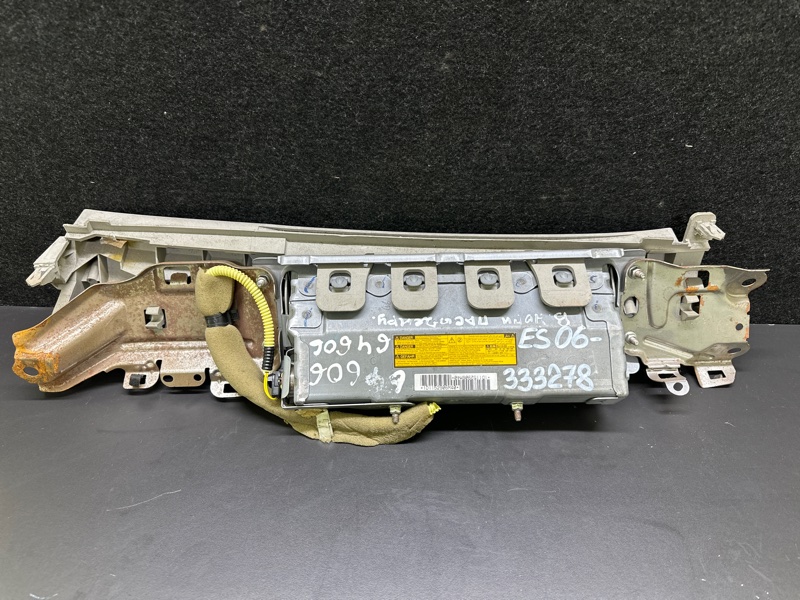 Подушка безопасности в колени передняя правая LEXUS ES350 06-12