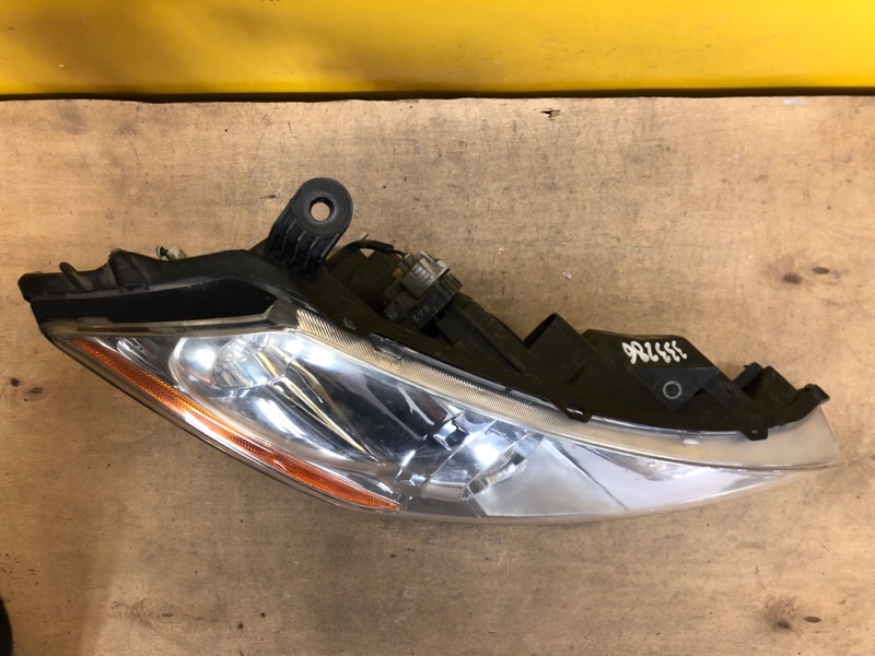 Фара правая NISSAN MURANO Z50 02-07 Фара правая NISSAN MURANO Z50 02-07