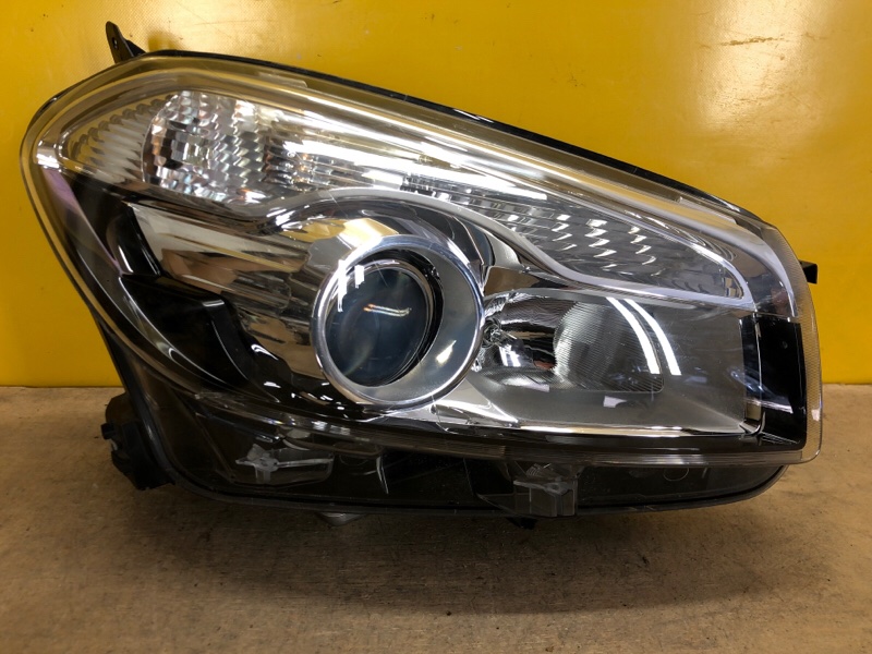 Запчасть фара правая NISSAN QASHQAI 07-14 26010BR60B Б/У Фара правая NISSAN QASHQAI 07-14 26010BR60B Б/У