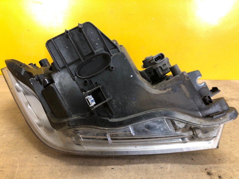 Фара левая PATHFINDER R51 04-14