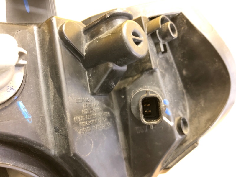 Фара правая PATHFINDER R51 04-14