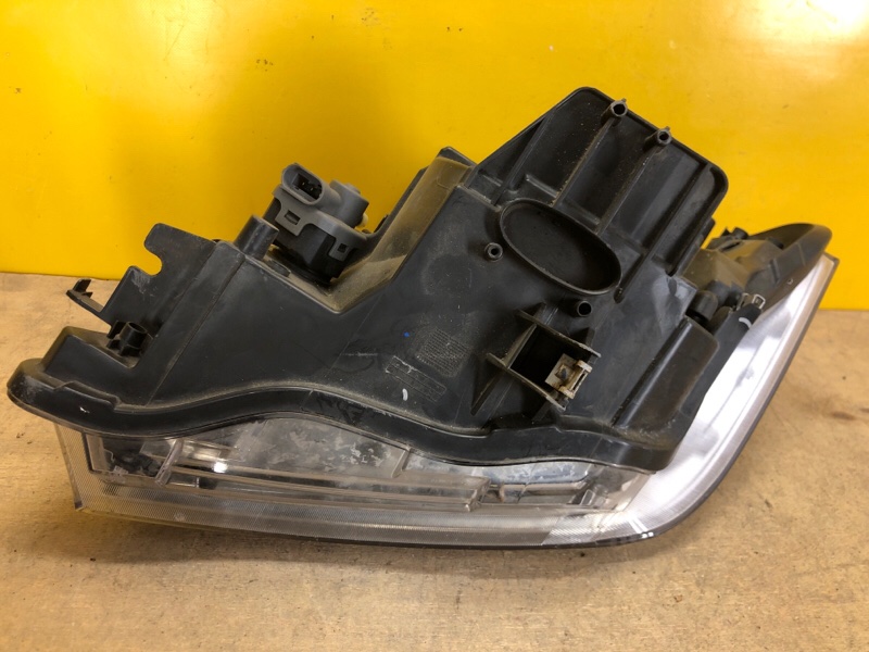 Фара правая PATHFINDER R51 04-14