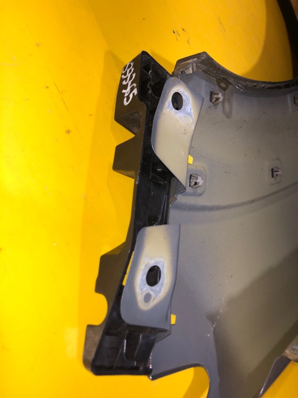 Кронштейн переднего бампера (на крыле) левый HYUNDAI KONA OS 17-23