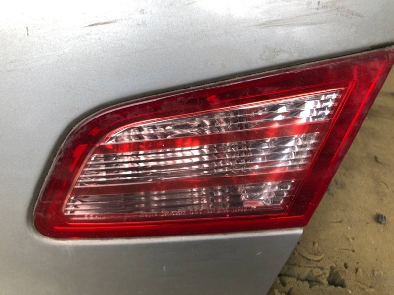 Запчасть фонарь внутренний задний правый INFINITI G35 03-07 26540-AL500 Б/У Фонарь внутренний задний правый INFINITI G35 03-07 26540-AL500 Б/У