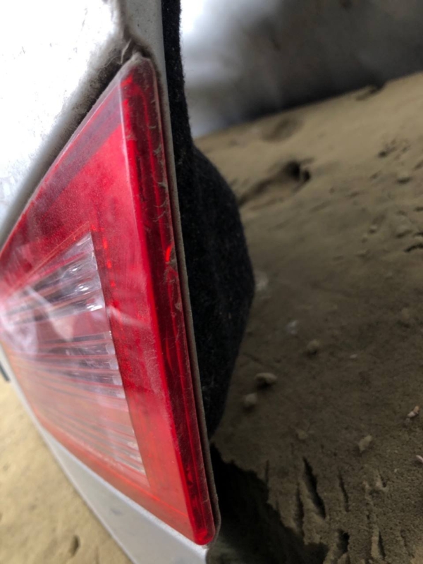 Фонарь внутренний задний правый G35 03-07 Фонарь внутренний задний правый G35 03-07