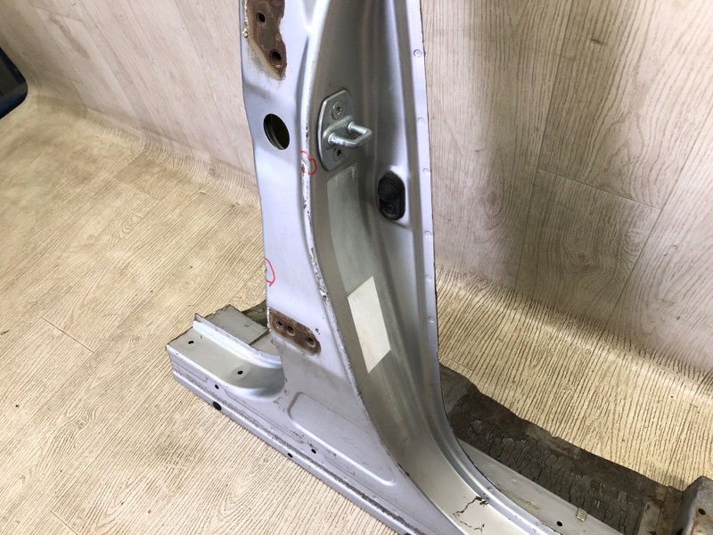 Стойка кузова средняя правая GX470 02-09