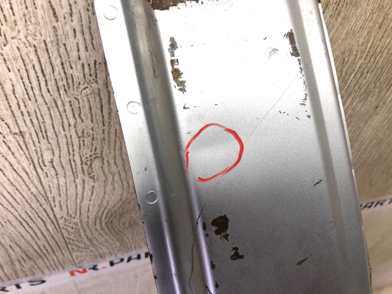 Стойка кузова средняя правая GX470 02-09