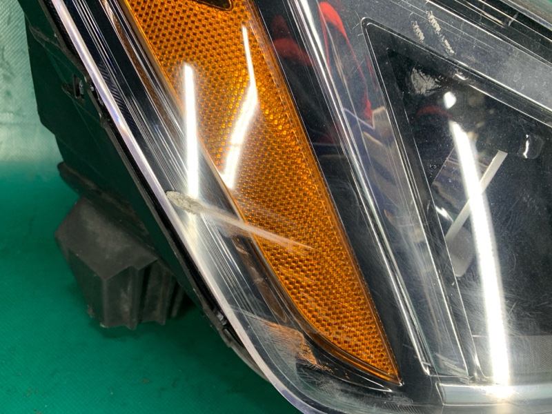 Фара передняя правая HYUNDAI ELANTRA AD 16- Седан 2.0