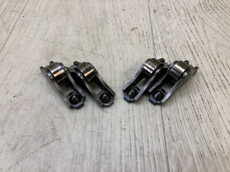 Рокер впускного клапана CHRYSLER 200 14-16 2015 UF 2.4 ED6 68088240AA Б/У