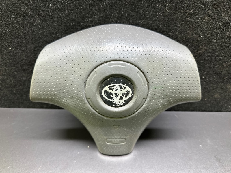 Подушка безопасности в руль COROLLA 120 00-07 2004 ZZE130L 1.8L 1ZZ-FE