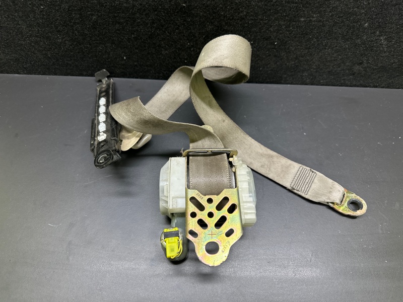 Ремень безопасности передний левый ALTIMA L33 12-18