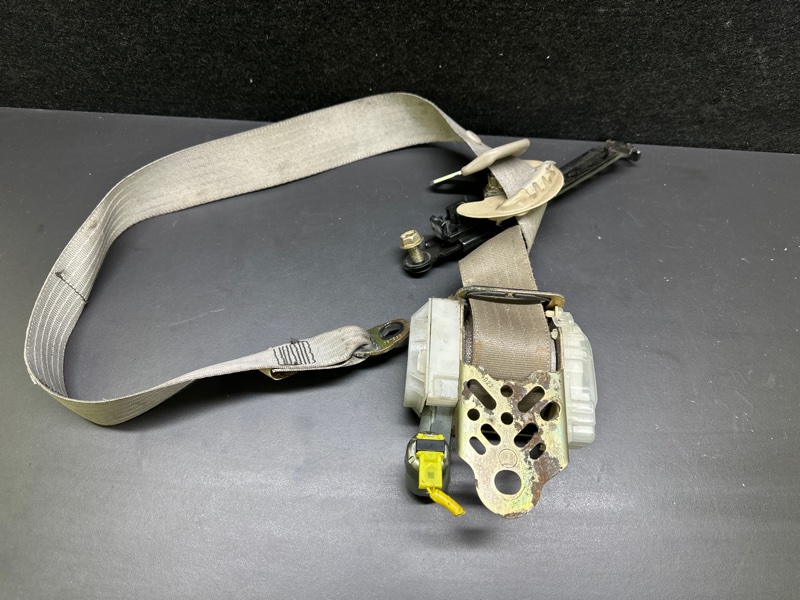 Ремень безопасности передний правый ALTIMA L33 12-18