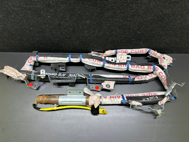 Подушка безопасности (штора) правая ACCORD CL7 / TSX 03-08