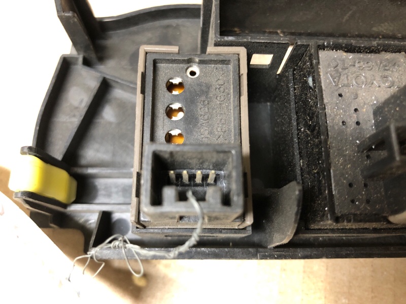 Блок кнопок консоли GS350 GS300 05-11 Блок кнопок консоли GS350 GS300 05-11