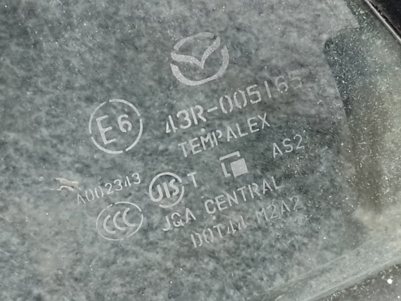 Стекло двери глухое заднее левое MAZDA 3 BL 09-13 Хэтчбек