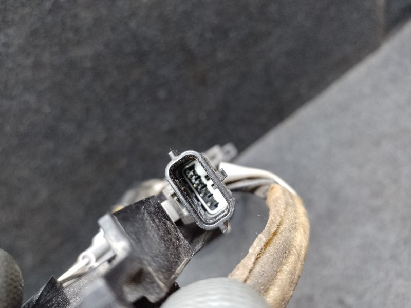 Ручка двери наружная передняя правая INFINITI M35/M45 04-10 Ручка двери наружная передняя правая INFINITI M35/M45 04-10