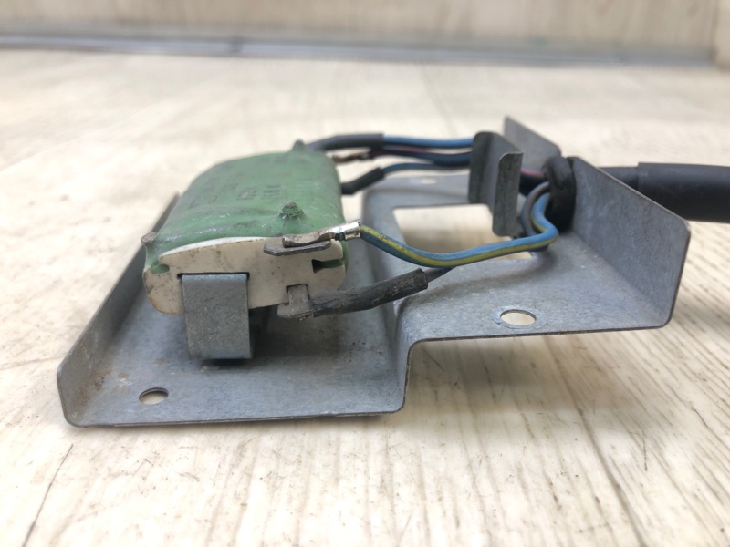 Резистор печки ACCORD CE 95-98