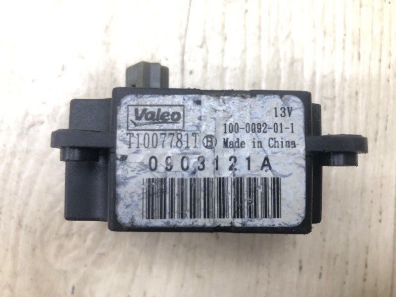 Моторчик заслонки печки LEAF 10-17