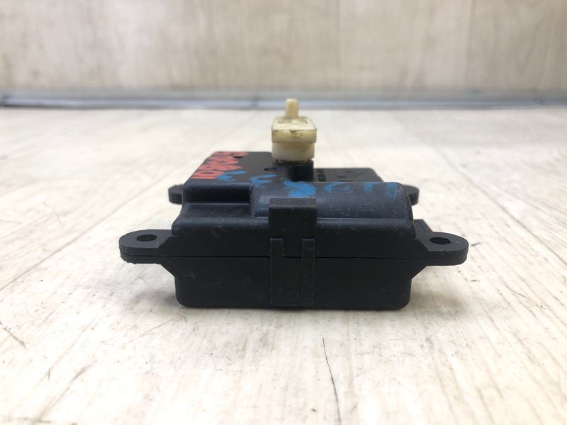 Моторчик заслонки печки MURANO Z50 02-07