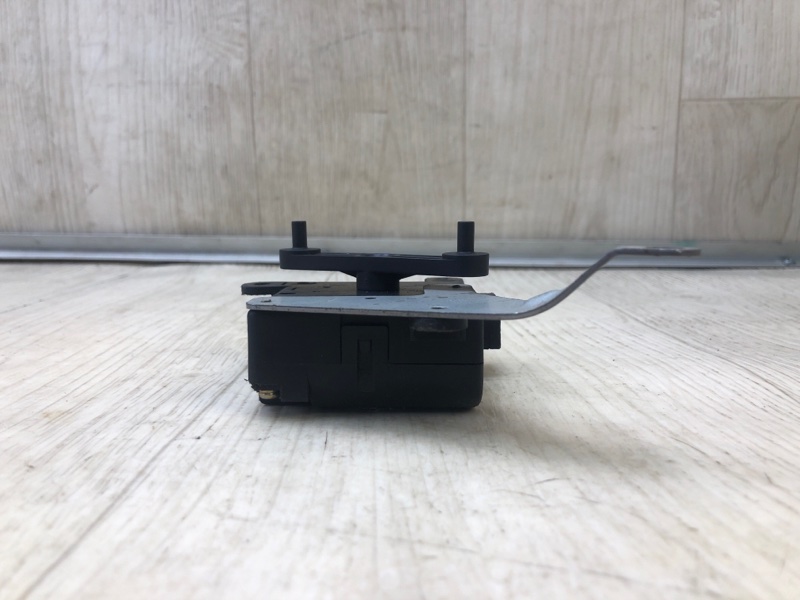 Моторчик заслонки печки ACCORD CE 95-98